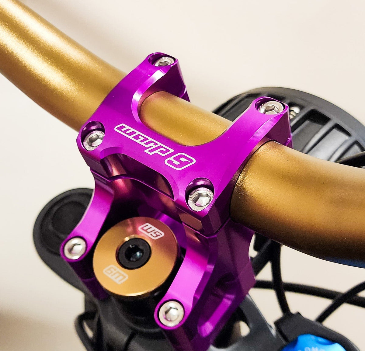 Bar Mount (Collective) - ٍٍٍِRERODE USA