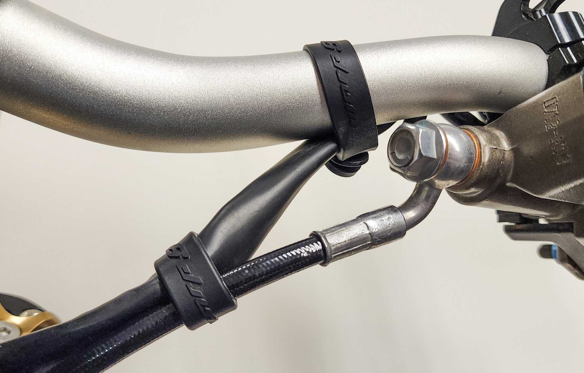 Bar Straps (Collective) - ٍٍٍِRERODE USA