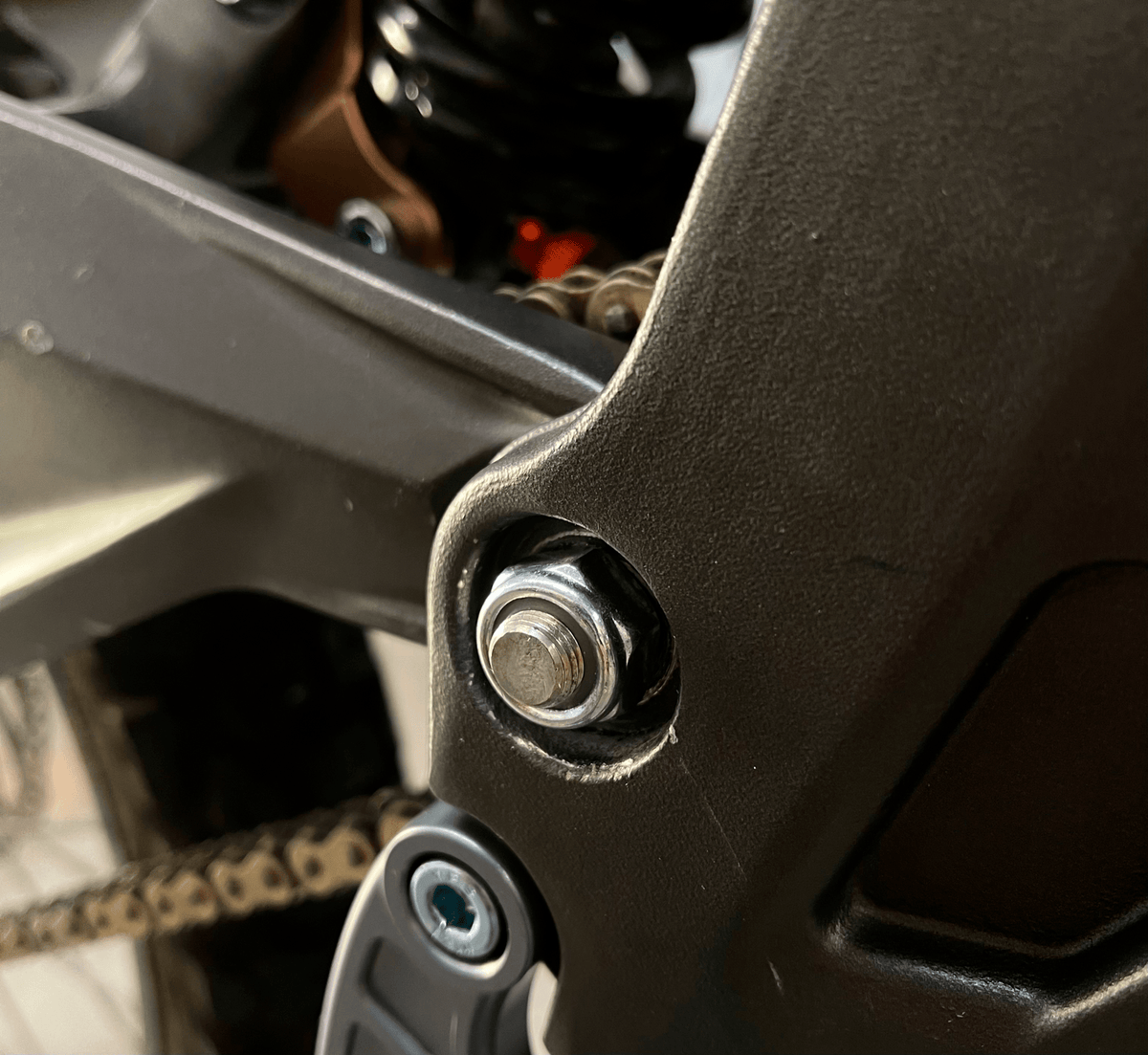 Jackshaft Bolt Surron - ٍٍٍِRERODE USA