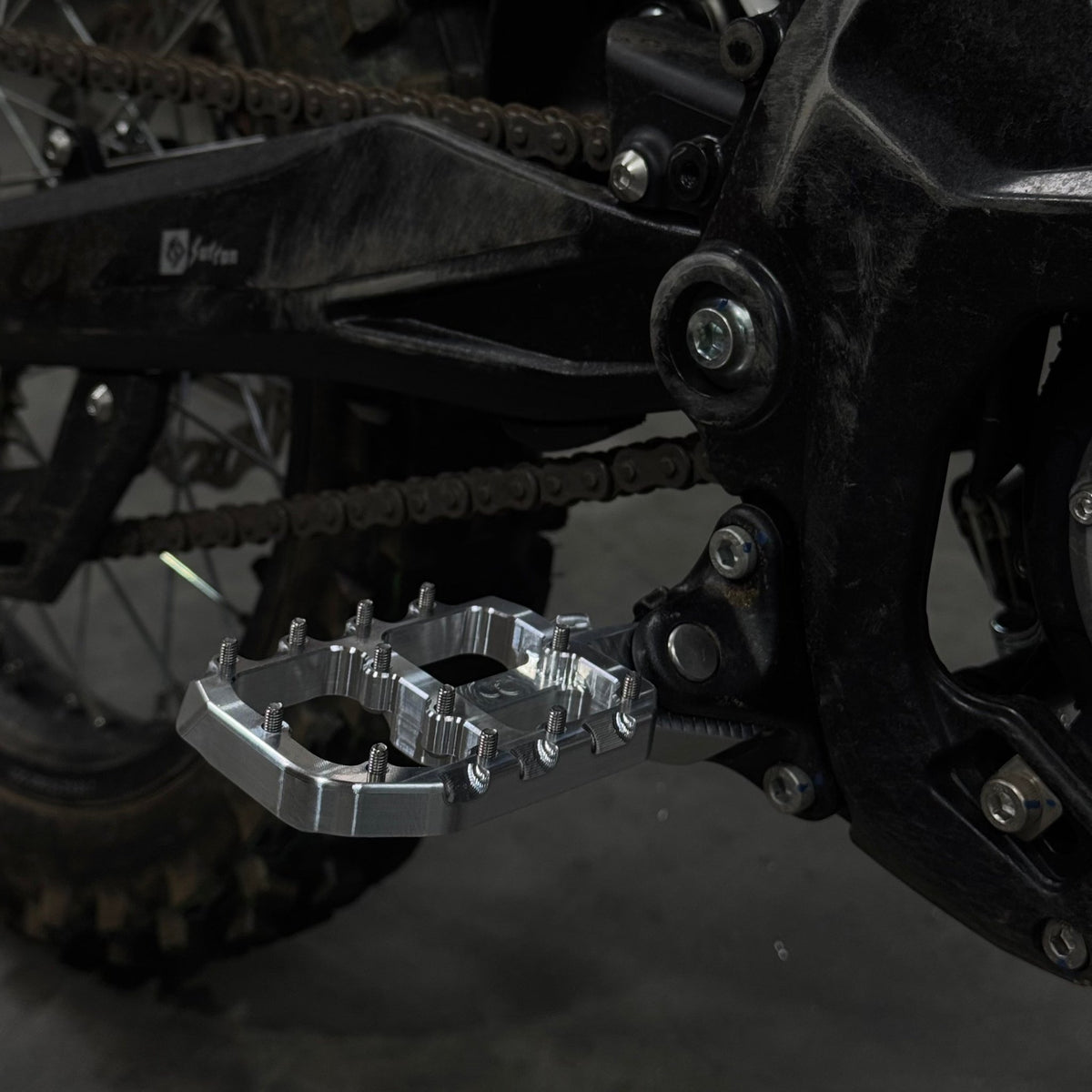 Prickly Foot Pegs Wide - ٍٍٍِRERODE USA