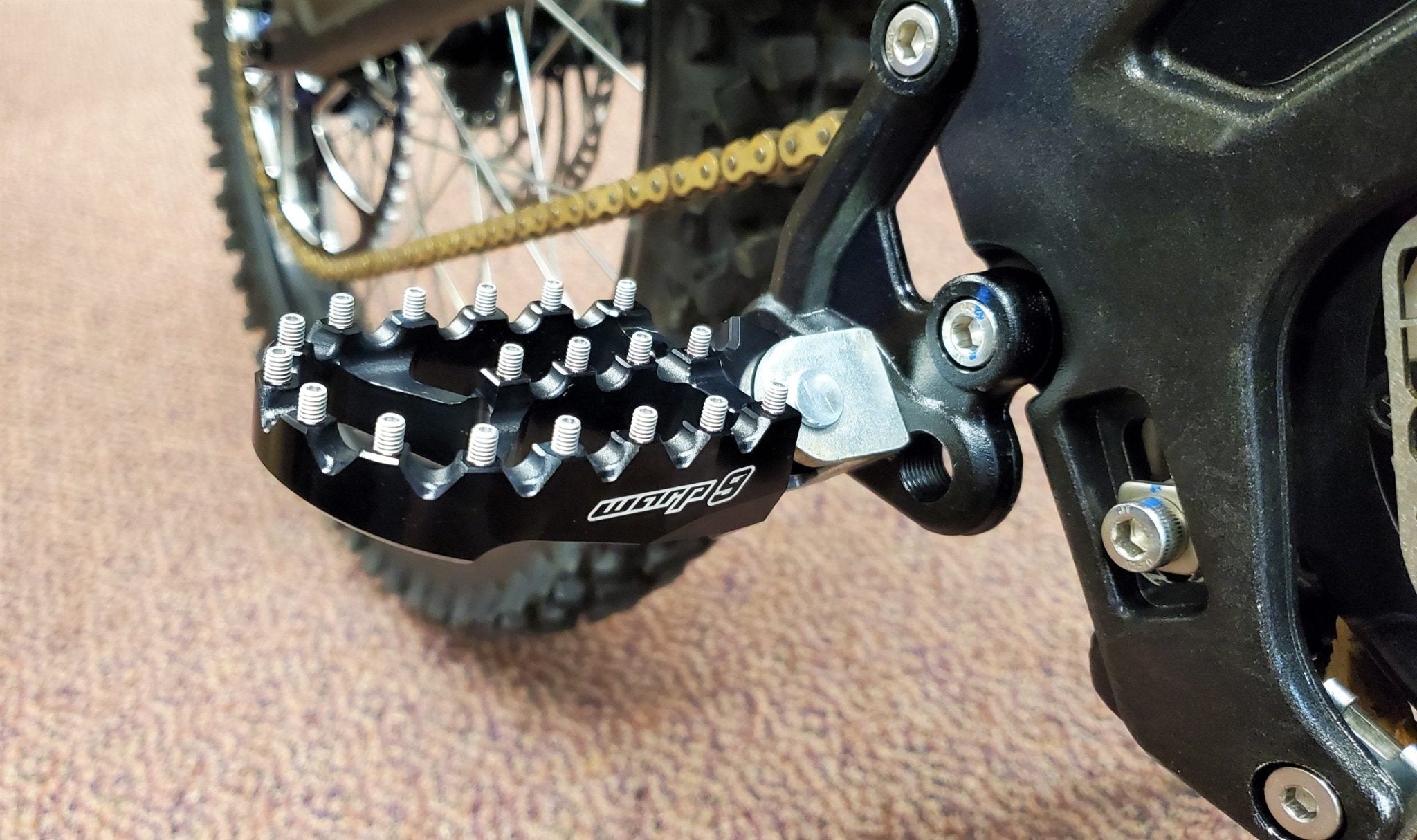 Surron LBX Foot Pegs (Collective) - ٍٍٍِRERODE USA